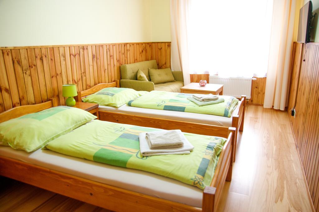 Vila Pod Branou Poprad Exterior photo