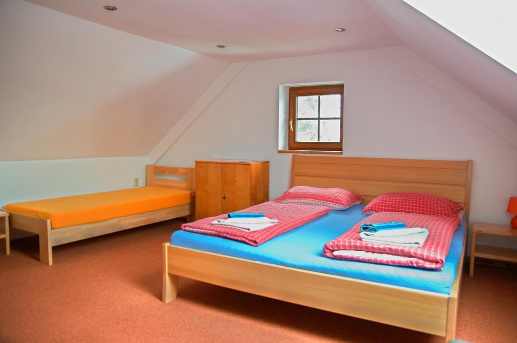 Vila Pod Branou Poprad Exterior photo
