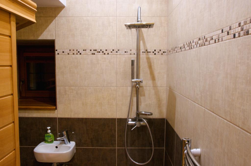 Vila Pod Branou Poprad Exterior photo